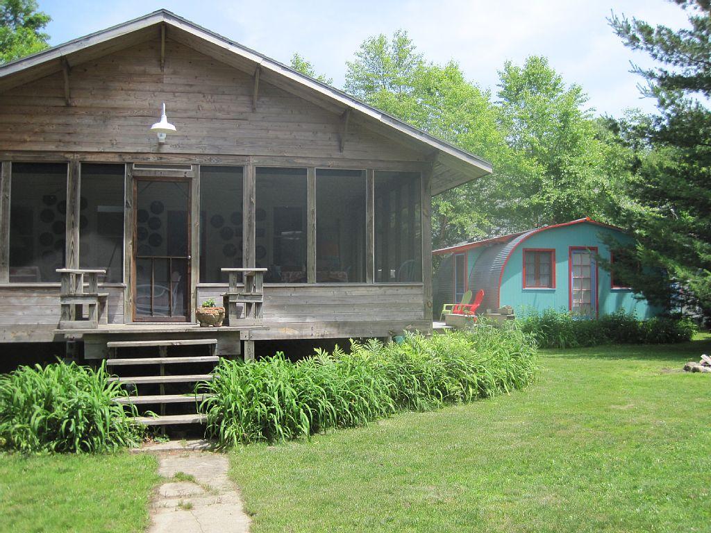 1024x768 Here's the 12 best cottages for rent on Lake Michigan right now