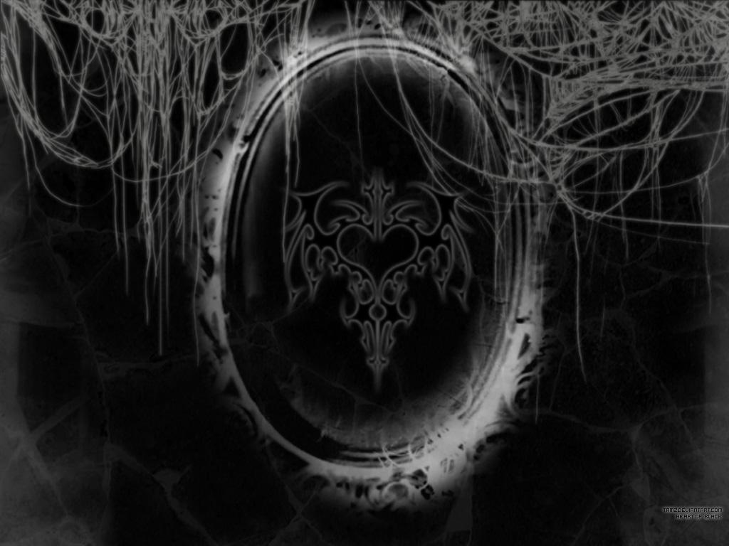 1024x768 Heart Of Black Dark Gothic Art