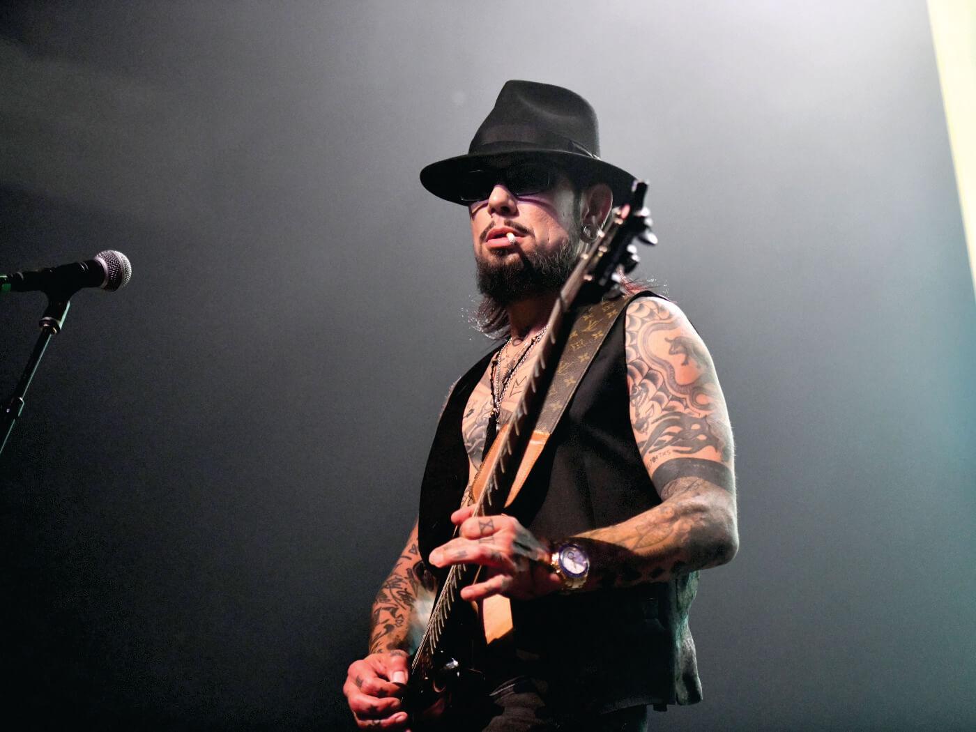 1400x1050 Rig Diagram: Dave Navarro, Jane's Addiction (2012). Guitar.com. All Things Guitar