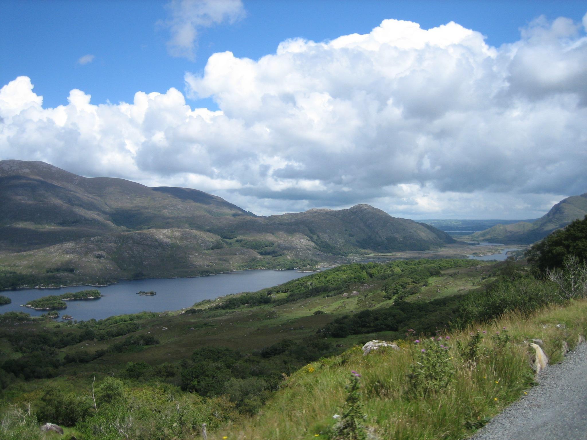 2048x1536 Explore the Wonders of Killarney National Park, Ireland