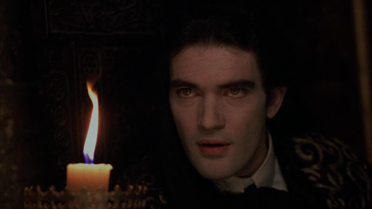 1280x720 Interview with a Vampire with a Vampire Wallpaper