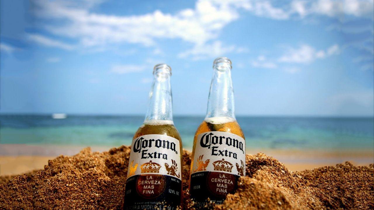 1280x720 Dos cervezas, por favor. Beer, Beer wallpaper, Corona bottle