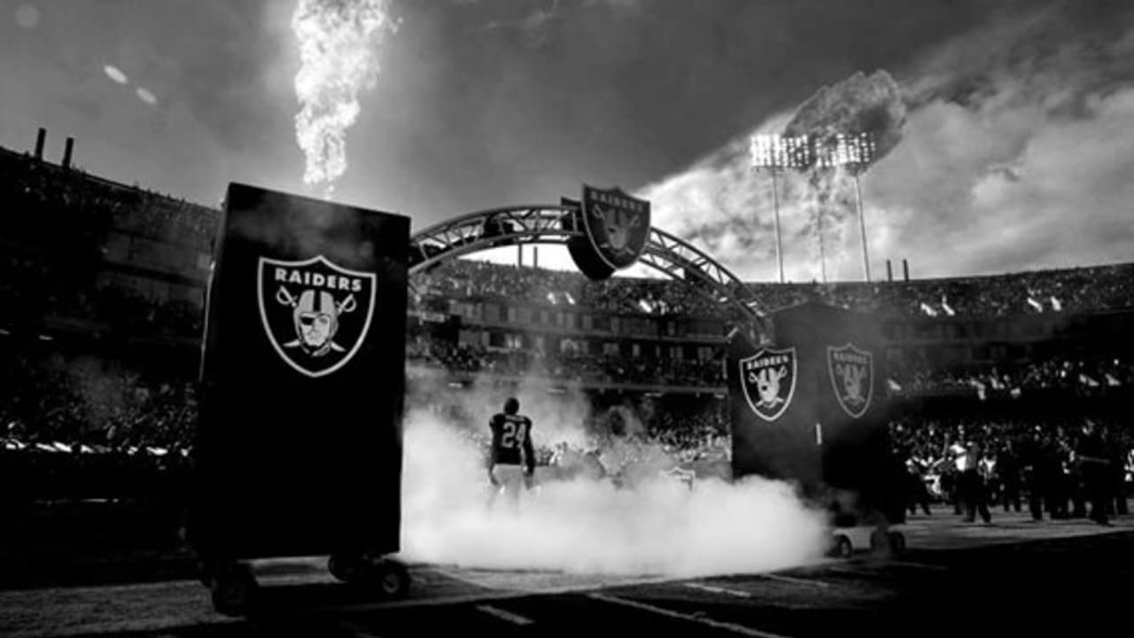 1280x720 Charles Woodson Passes The Torch