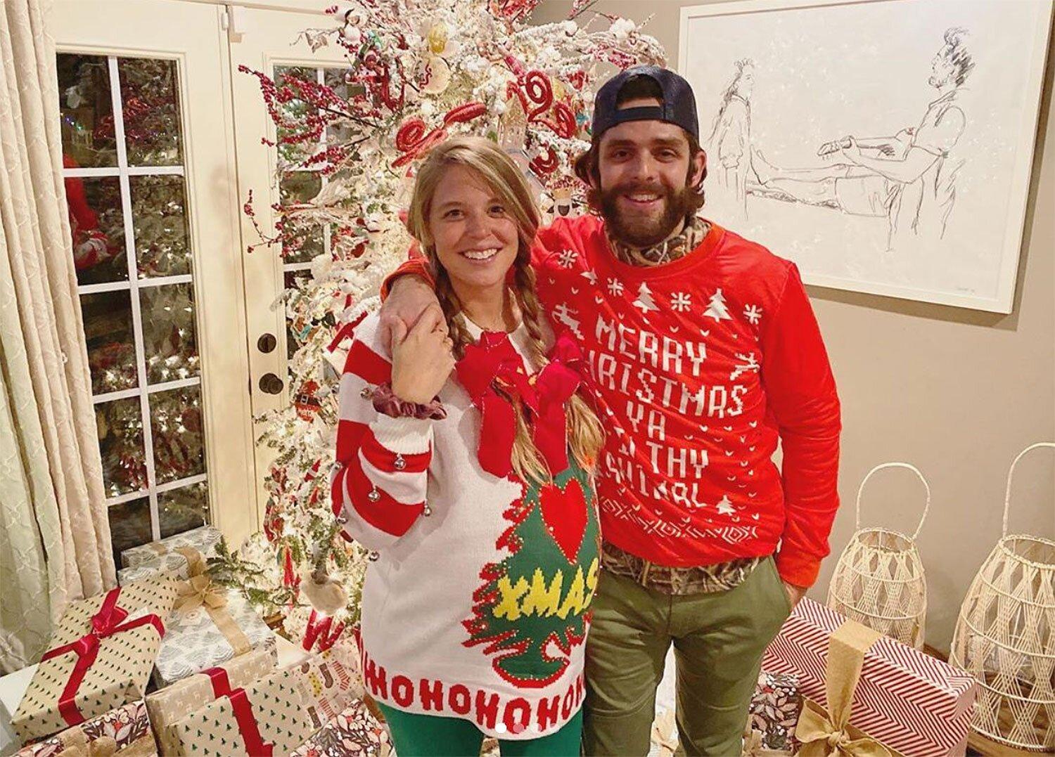 1500x1077 Celebrities in Ugly Christmas Sweaters