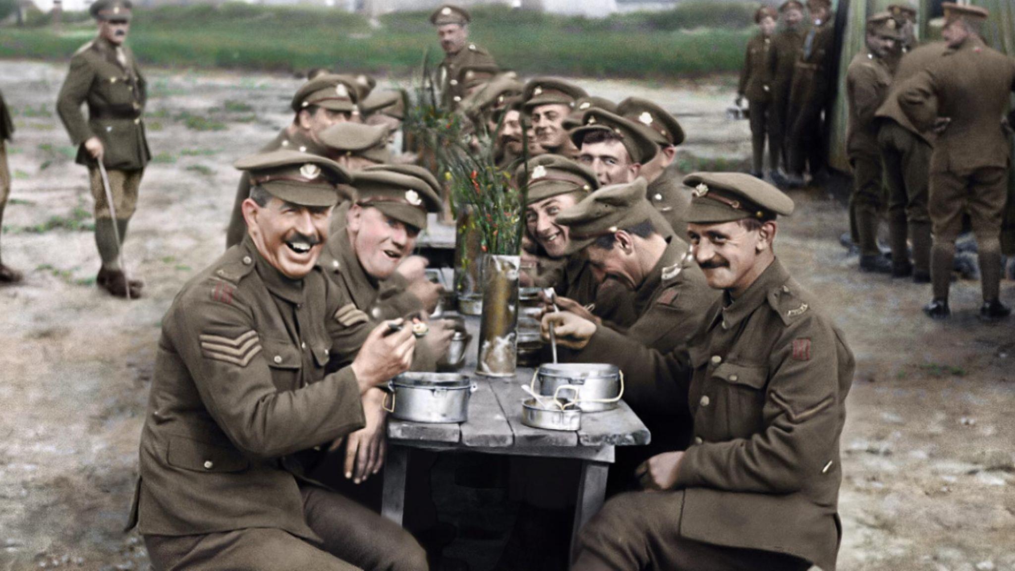 2048x1152 Director Peter Jackson& Photo In Colour