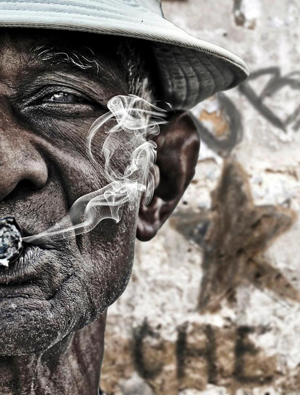 960x1264 Sad Man Smoking Wallpaper