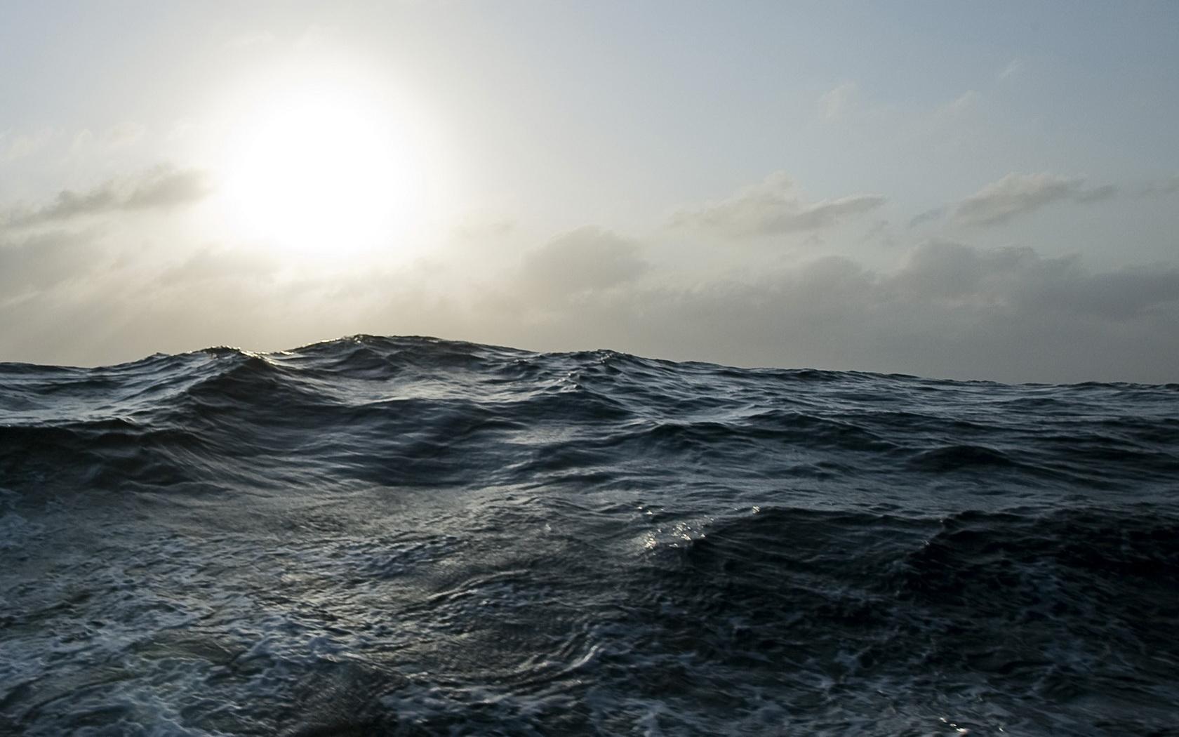 1680x1050 Free download Ocean Waves At Night Ocean waves wallpaper [1680x1050] for your Desktop, Mobile & Tablet. Explore Animated Ocean Waves Wallpaper. Moving Waves Wallpaper, Animated Ocean Desktop Wallpaper, Free