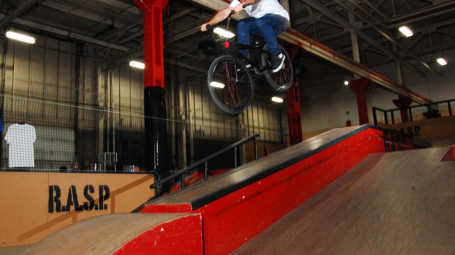 1920x1080 Free download Wave C Bike Check on ESPN Sunday Bikes BMX Bikes and Parts [2048x1536] for your Desktop, Mobile & Tablet. Explore Wallpaper Stores in Rochester NY. Wallpaper Store St Paul