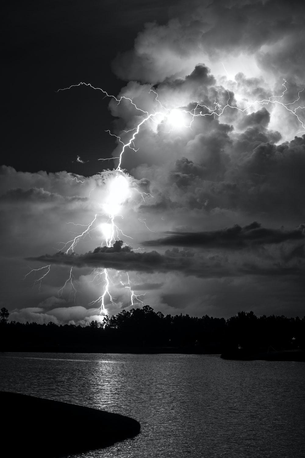 Aesthetic Thunder Wallpapers - Top Free Aesthetic Thunder Backgrounds ...