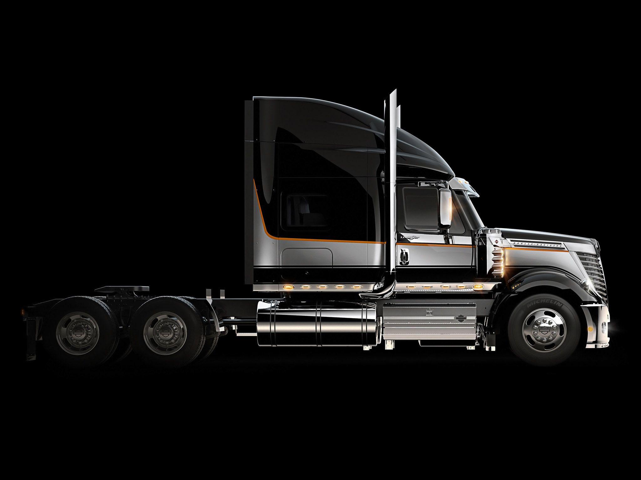 2048x1536 Truck In The Dark Wallpaper