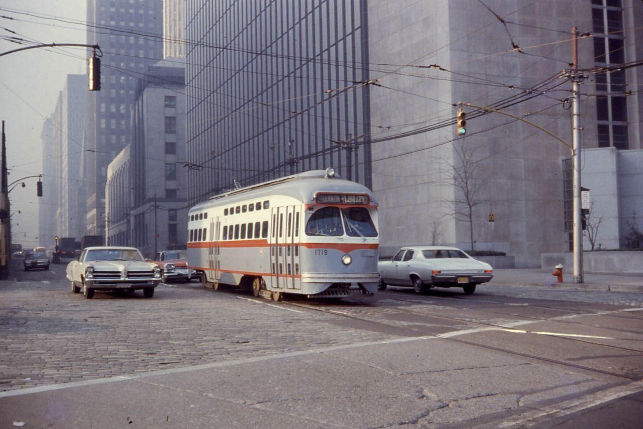 1280x854 Street scene, Pittsburgh, 1967 (via here). Tøp wallpaper, Street scenes, Wallpaper