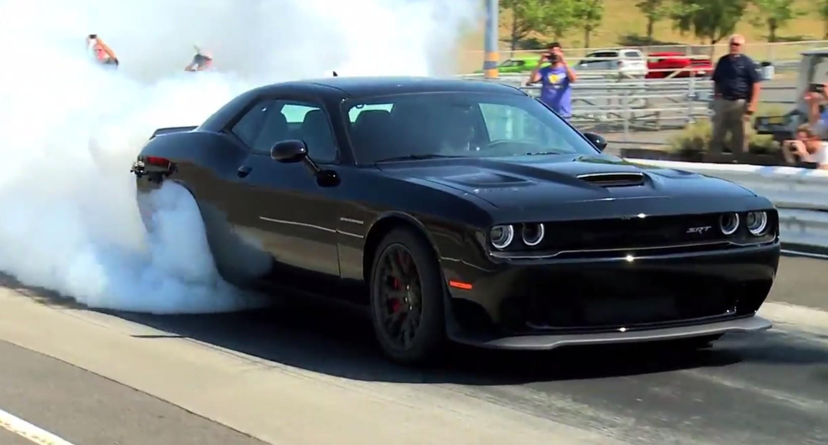 1640x882 Here's A Challenger SRT Hellcat Burnout To Celebrate Official $995 Price Tag: Video