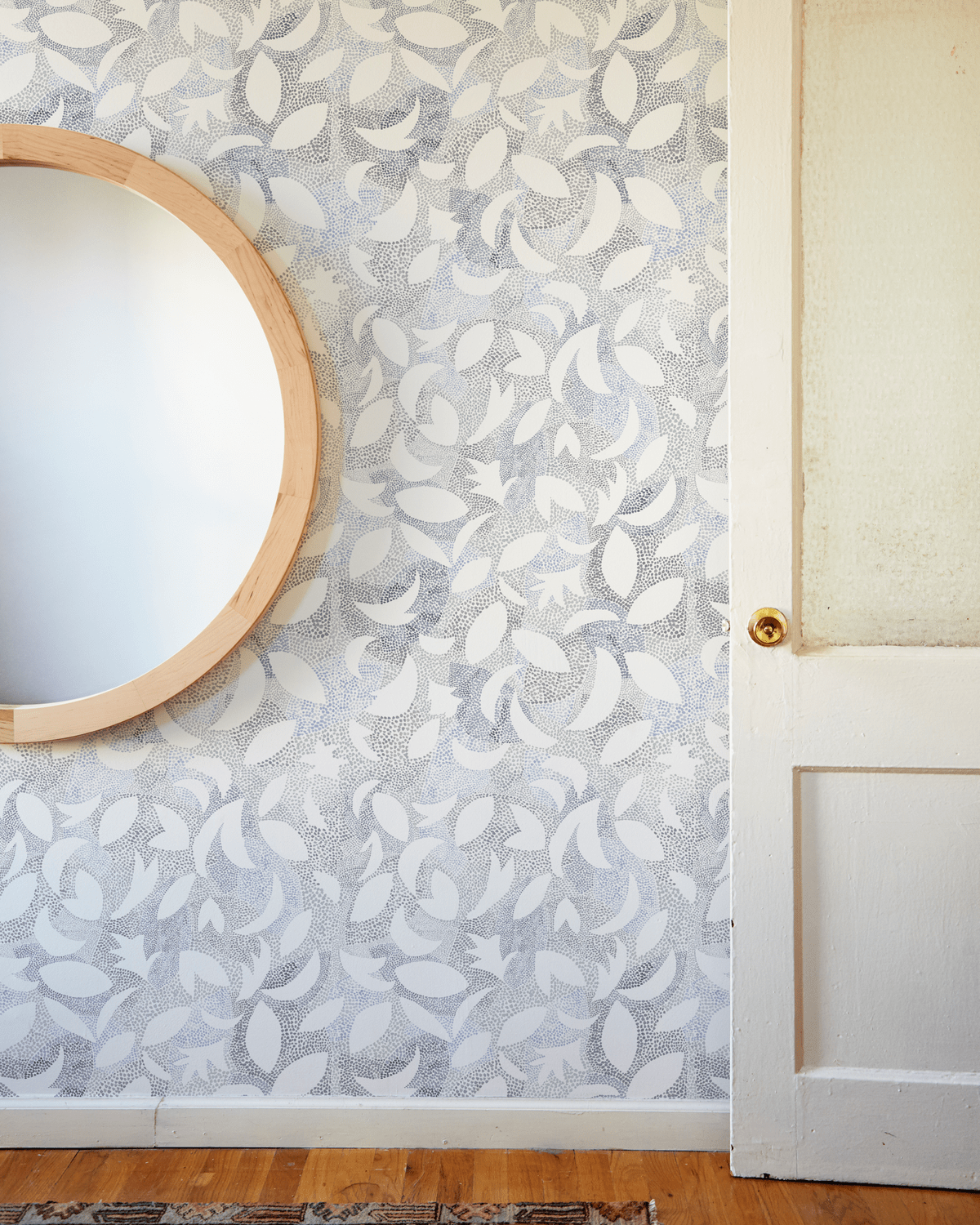 1200x1500 Dotted Leaves Wallpaper In Gray Lilac