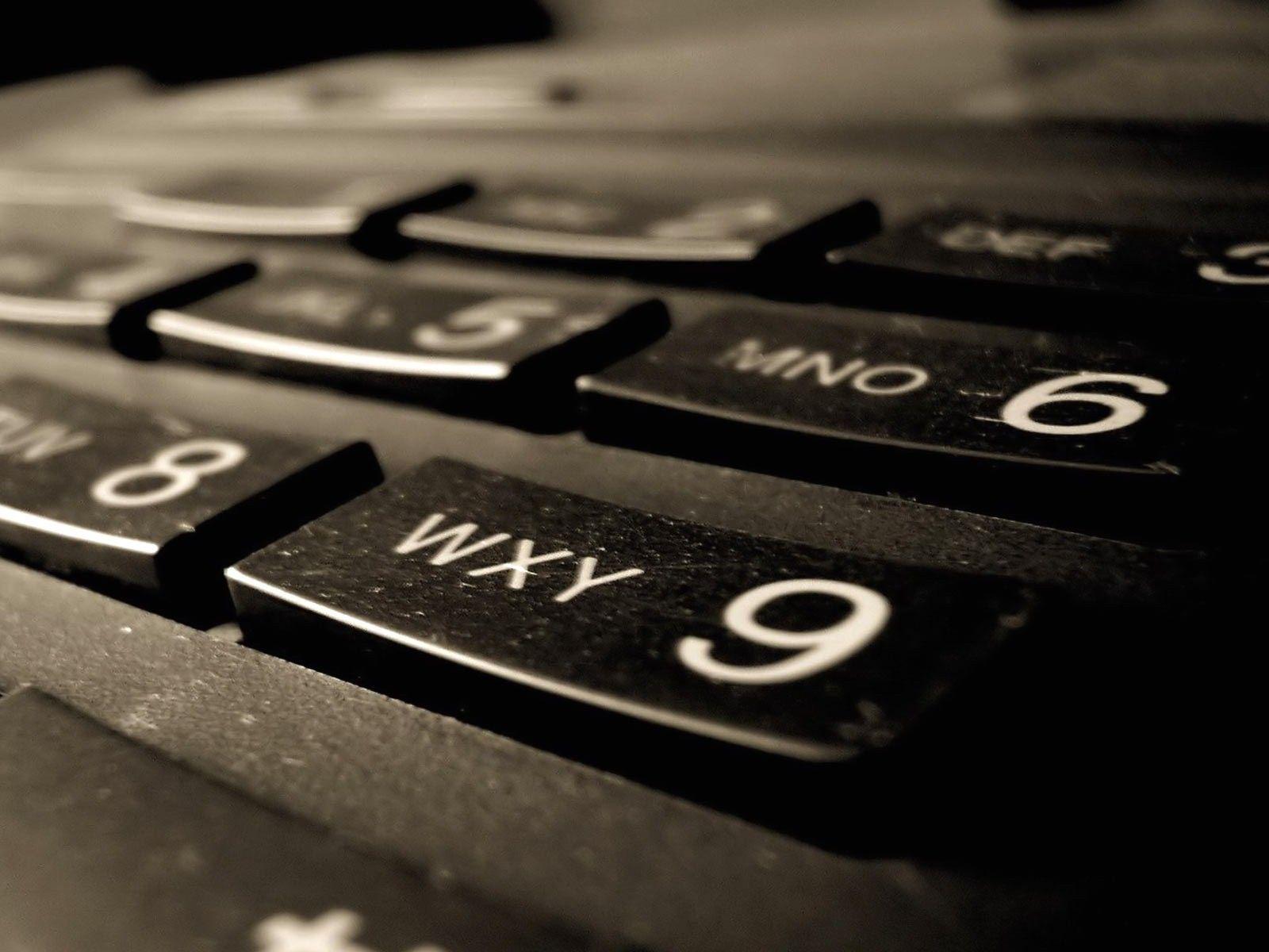 1600x1200 Keypad Wallpaper