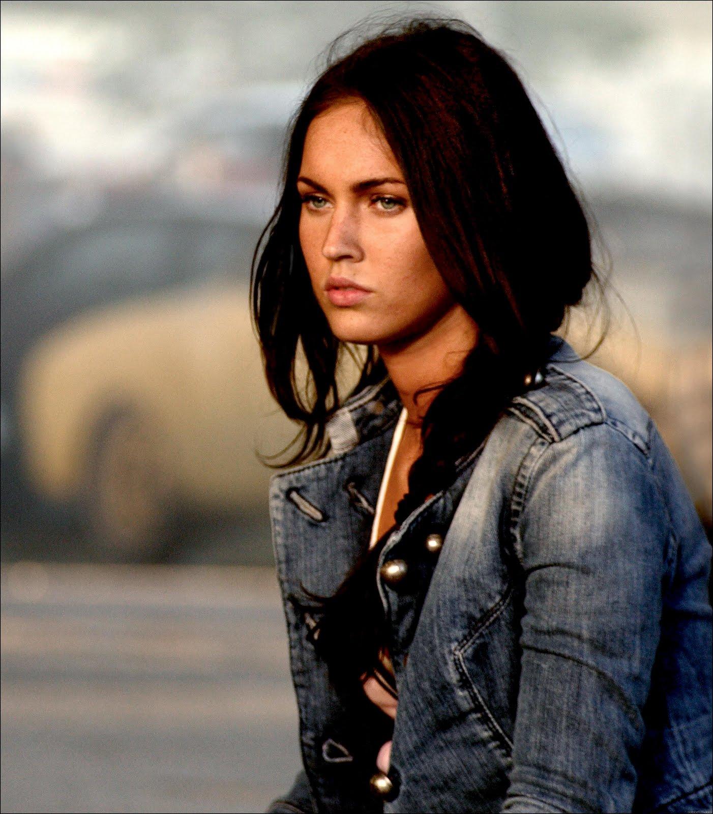 1402x1600 megan fox transformers wallpaper, hair, hairstyle, black hair, beauty, long hair