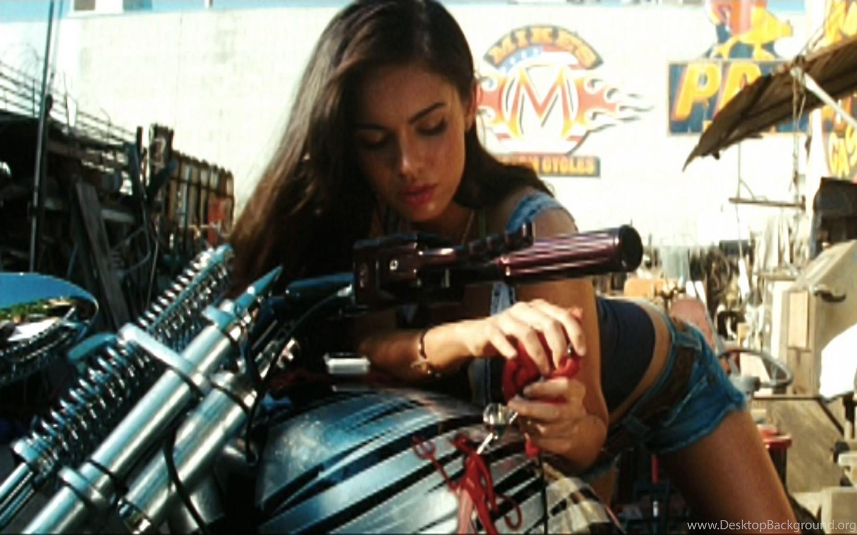 1680x1050 Megan Fox Wallpaper Transformers - Megan Fox Transformers. Desktop Background