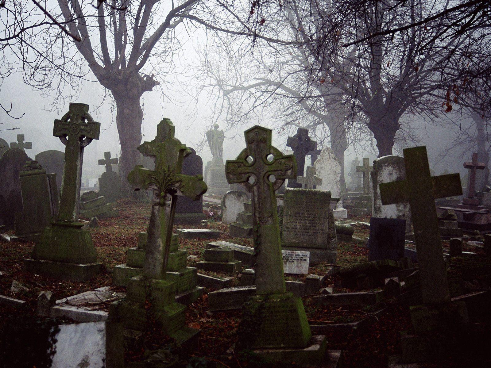 1600x1200 Graveyard Wallpaper