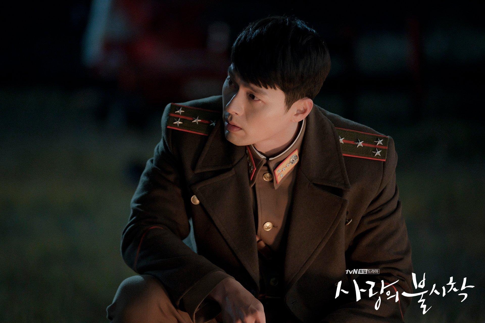 1920x1280 Photos New Stills Added for the Upcoming Korean Drama 'Crash Landing on You' HanCinema
