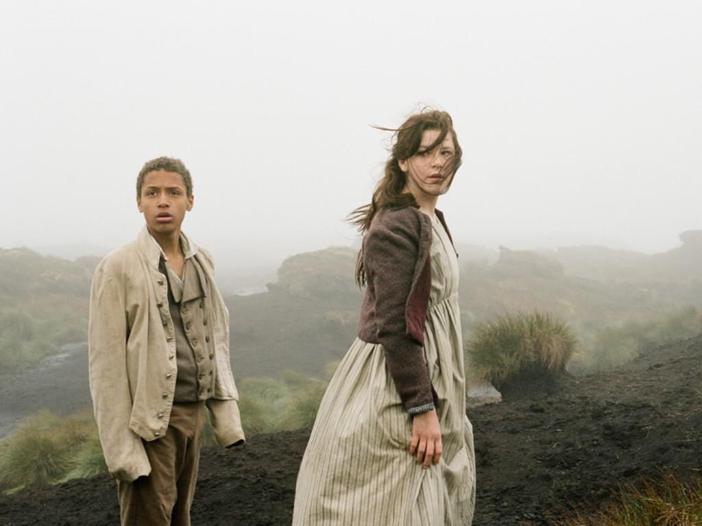 1024x768 Review: 'Wuthering Heights'