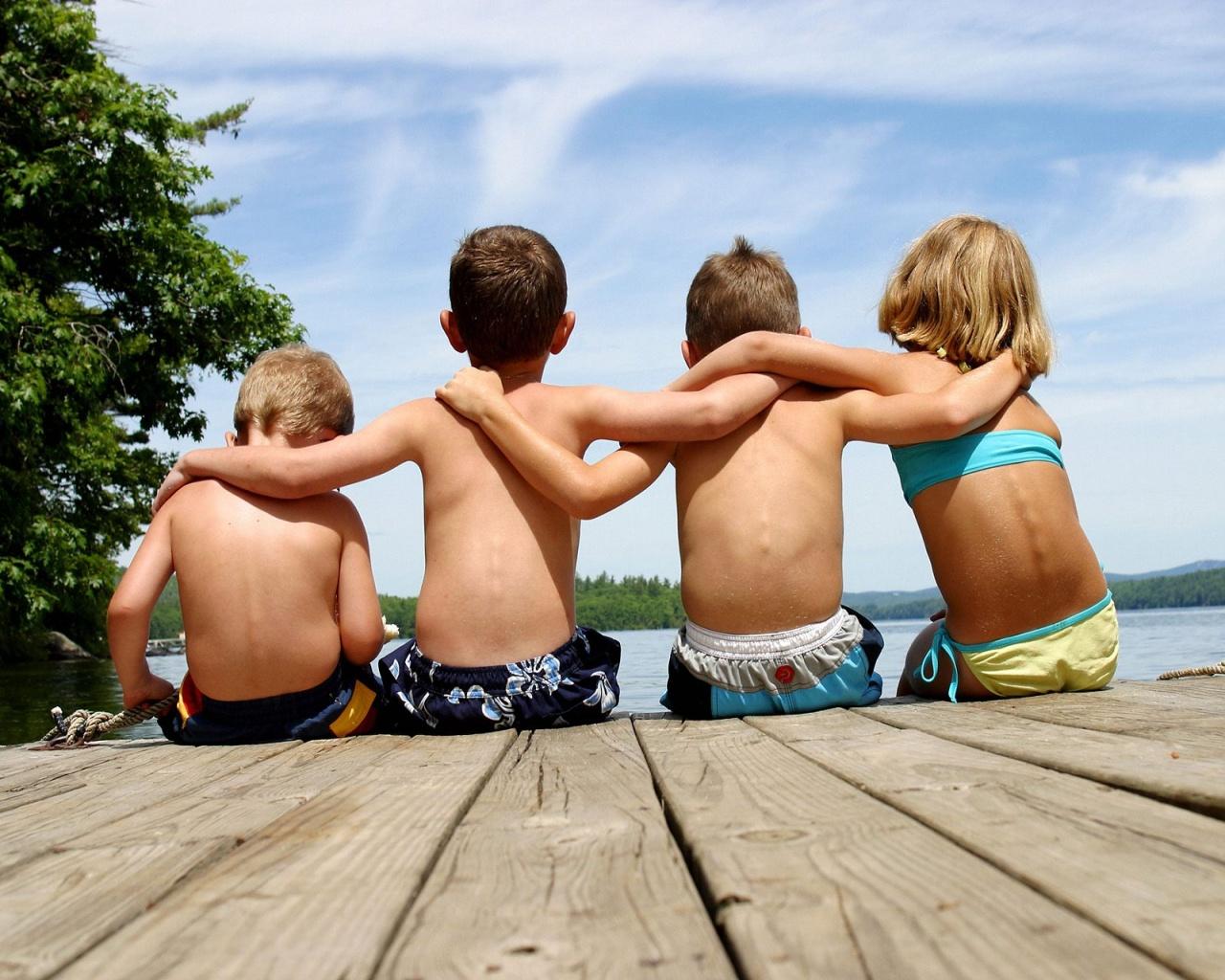 1280x1024 Young boys desktop PC and Mac wallpaper