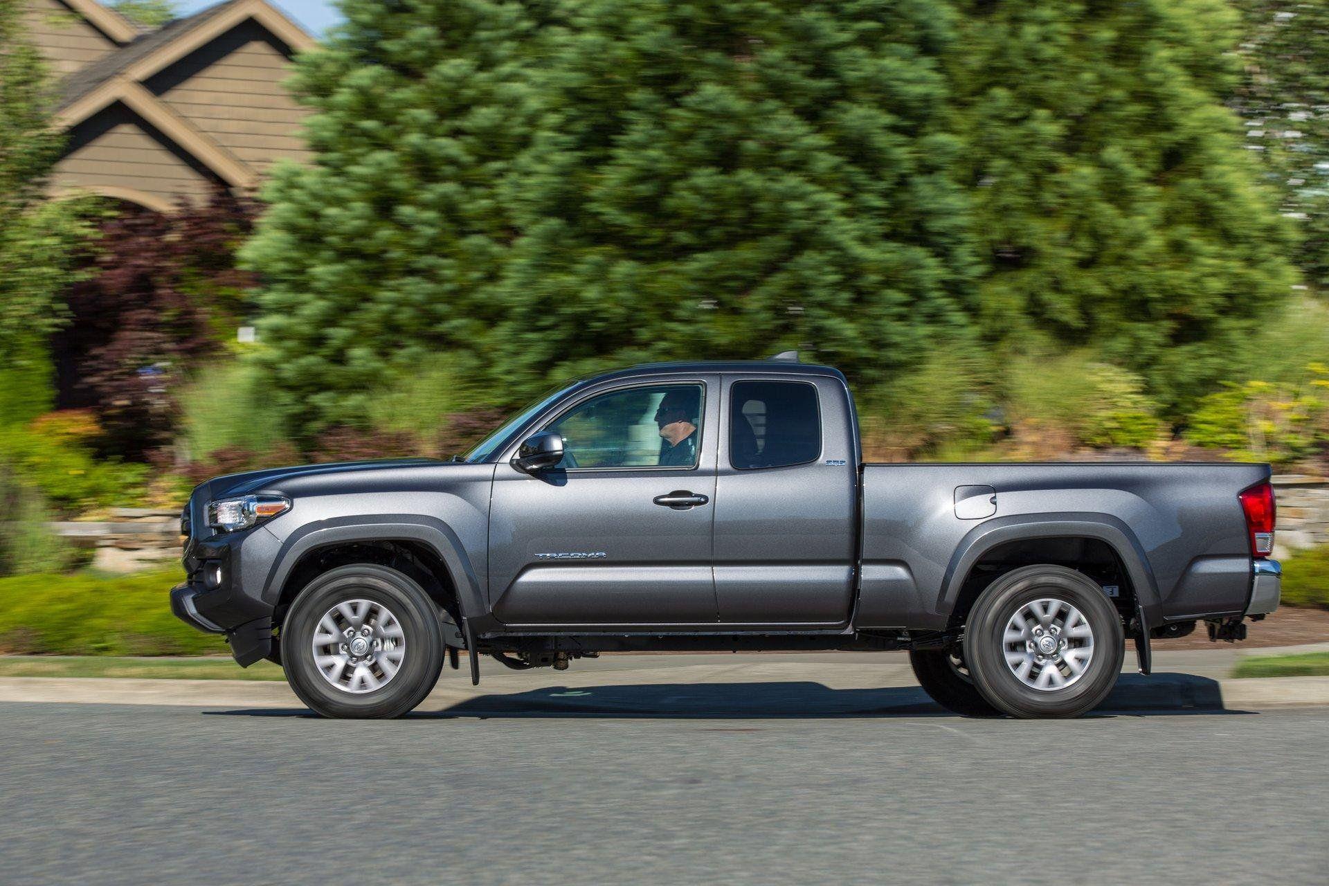 1920x1280 Tire 2016 Toyota Tacoma SR5 HD Wallpaper for iPhone, Android