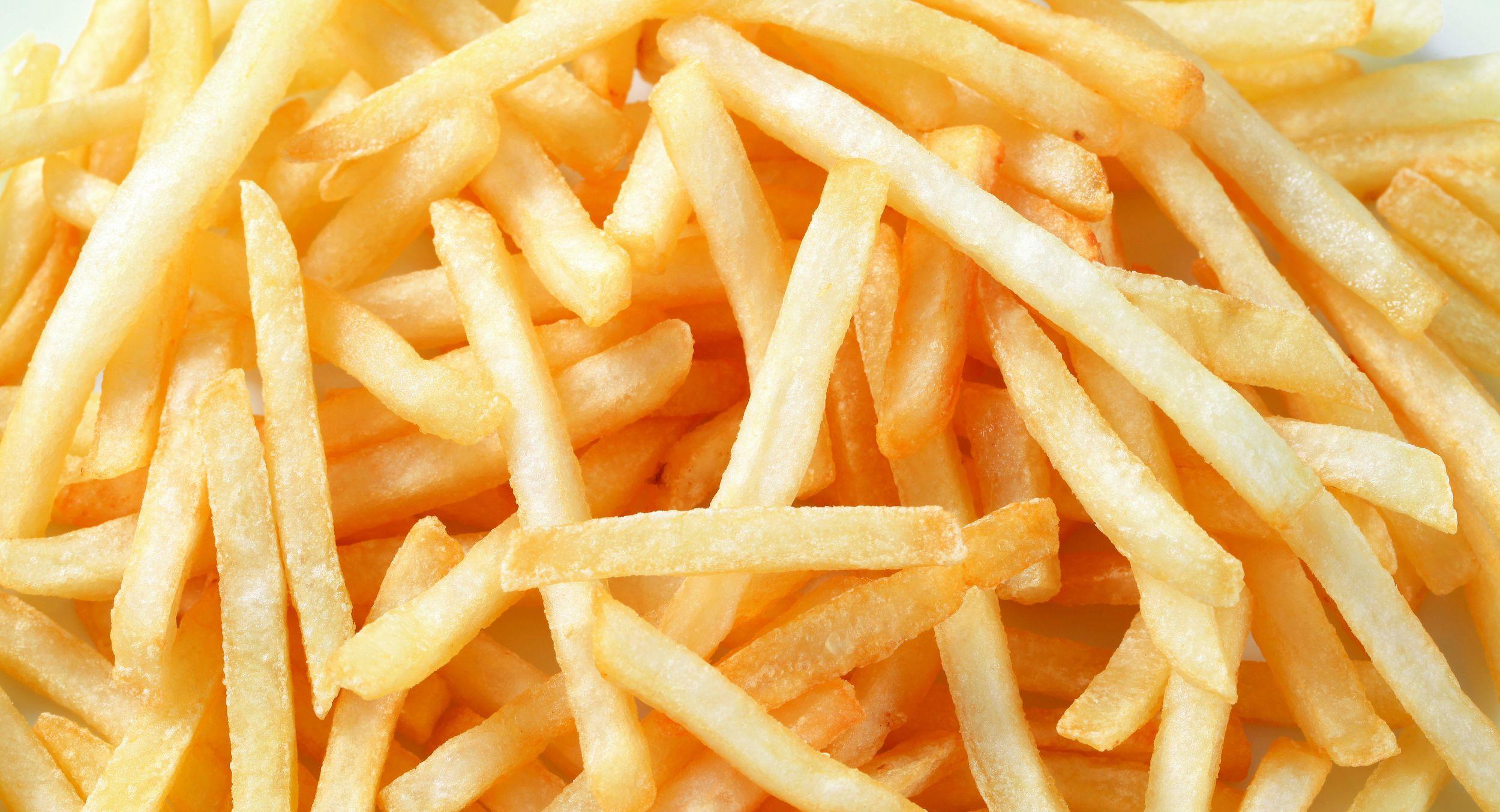 2500x1353 French Fries Wallpaper