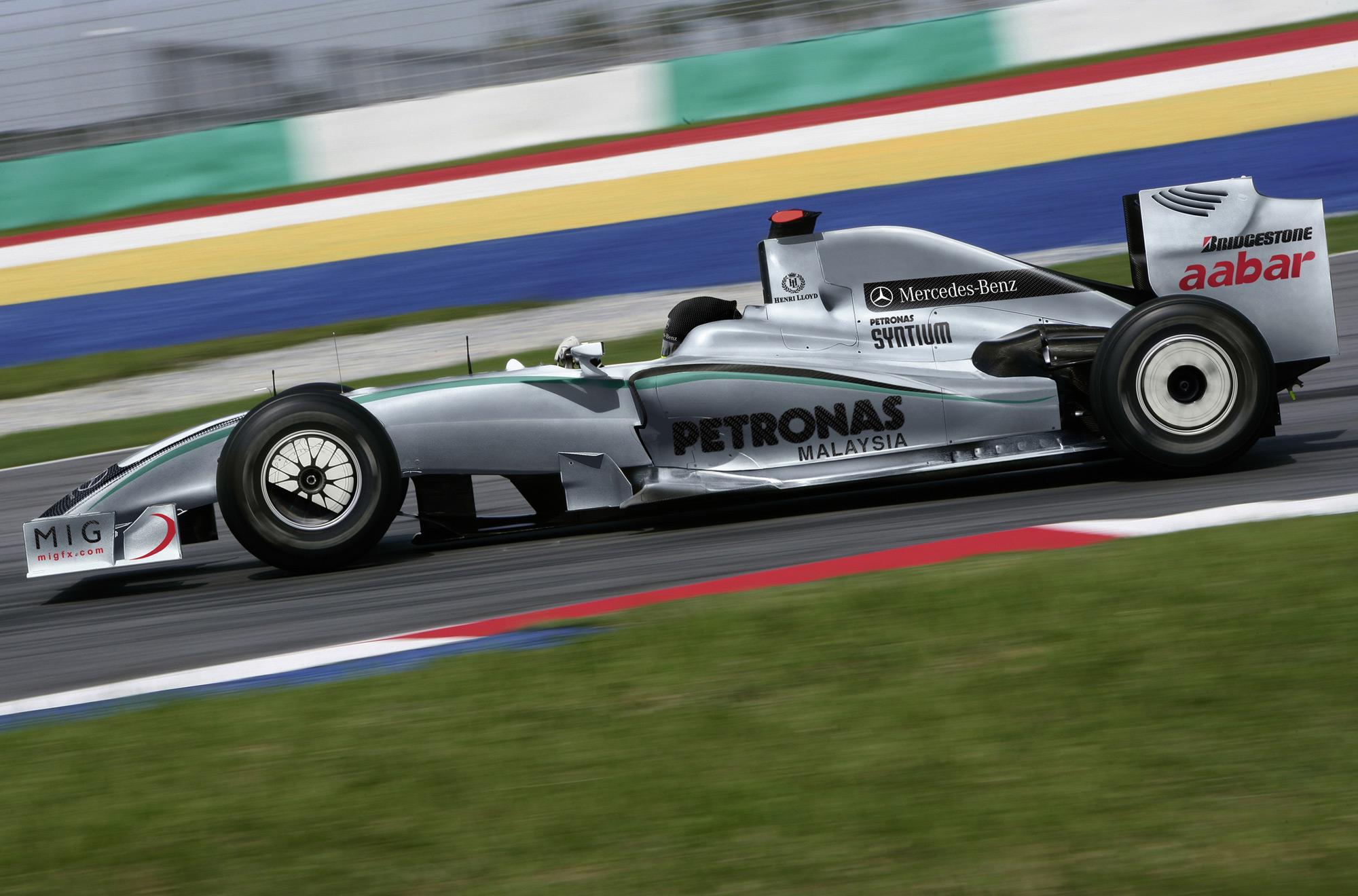 2000x1320 AUSmotive.com Mercedes GP picks up Petronas