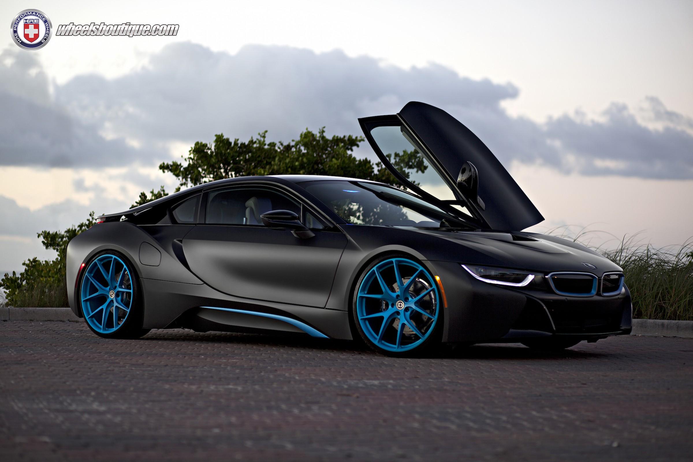2400x1600 Break the Internet: The BMW i8 Edition