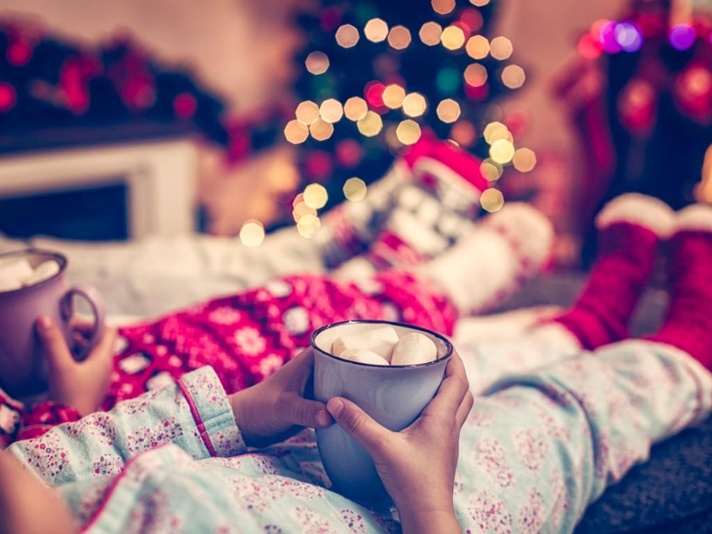 1024x768 How to Create Holiday Traditions Around Family Meals