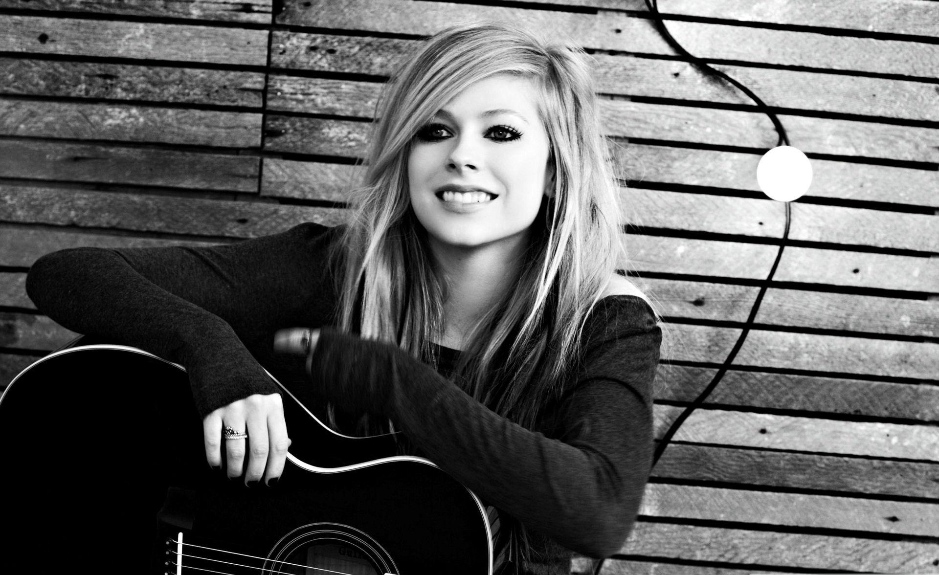 1920x1176 Avril Lavigne HD wallpaper Wallpaper, HD Celebrities 4K Wallpaper, Image, Photo and Background