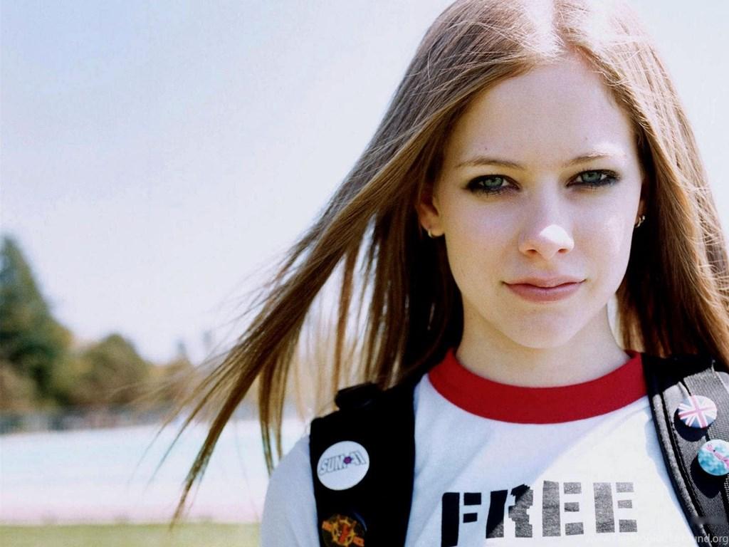 1024x768 Avril Lavigne HD Wallpaper And Background Desktop Background
