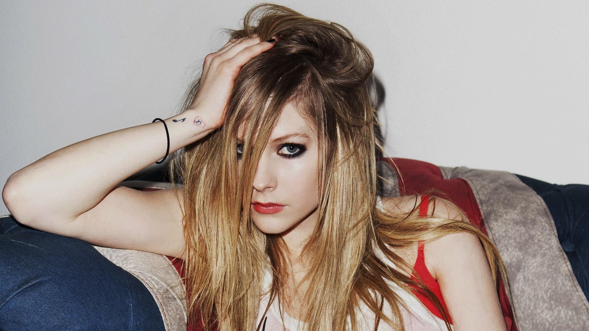 1920x1080 Avril Lavigne HD Wallpaperx1080