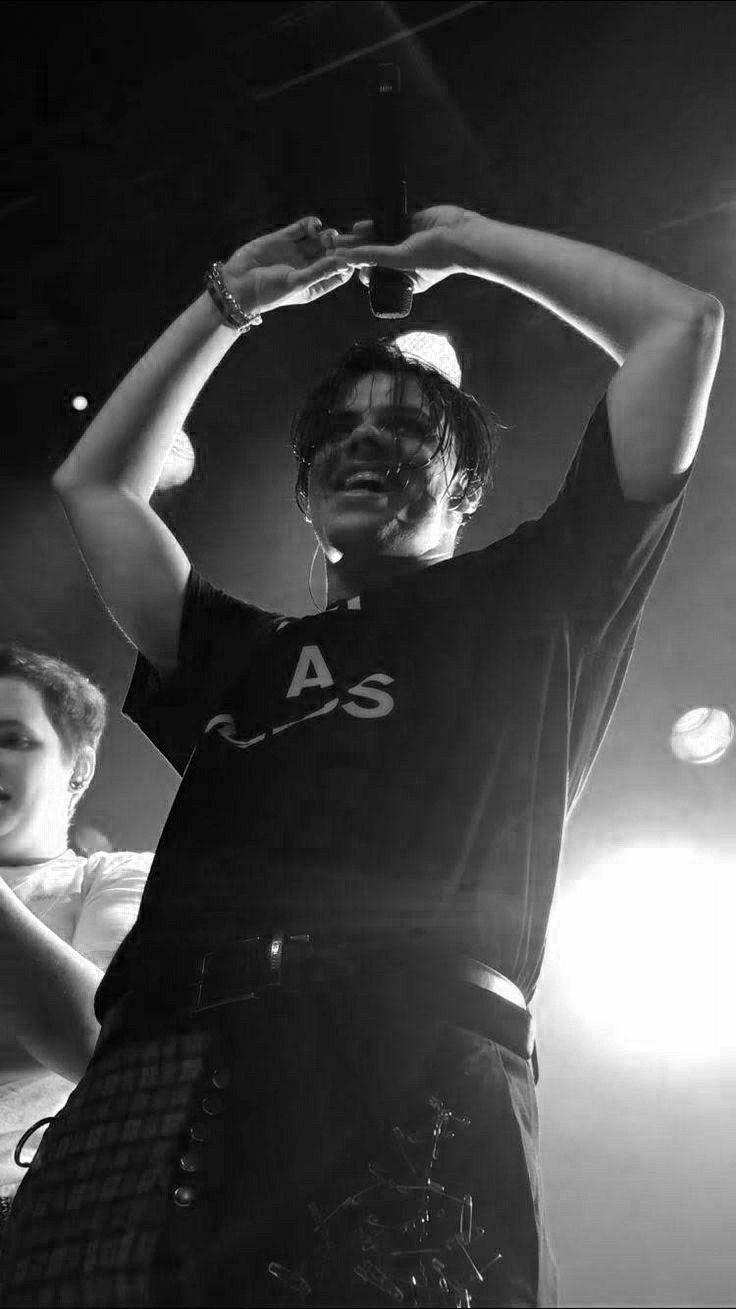 736x1309 Yungblud wallpaper. Wallpaper, Dominic harrison, Doms