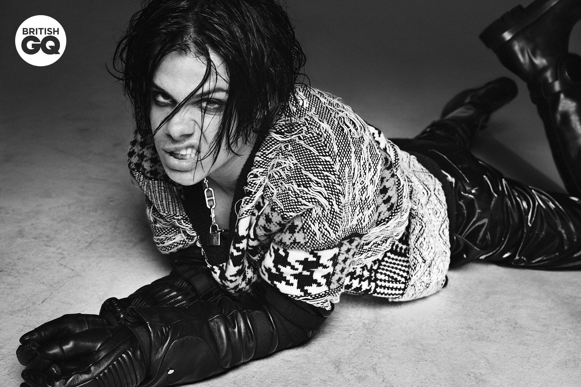 1920x1280 Yungblud dress gq hype: 'The Kardashian age is over'