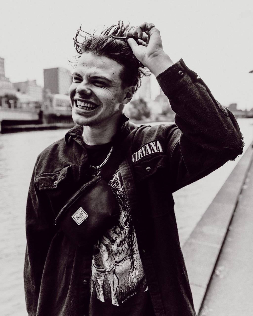 1024x1280 punk, yungblud and music