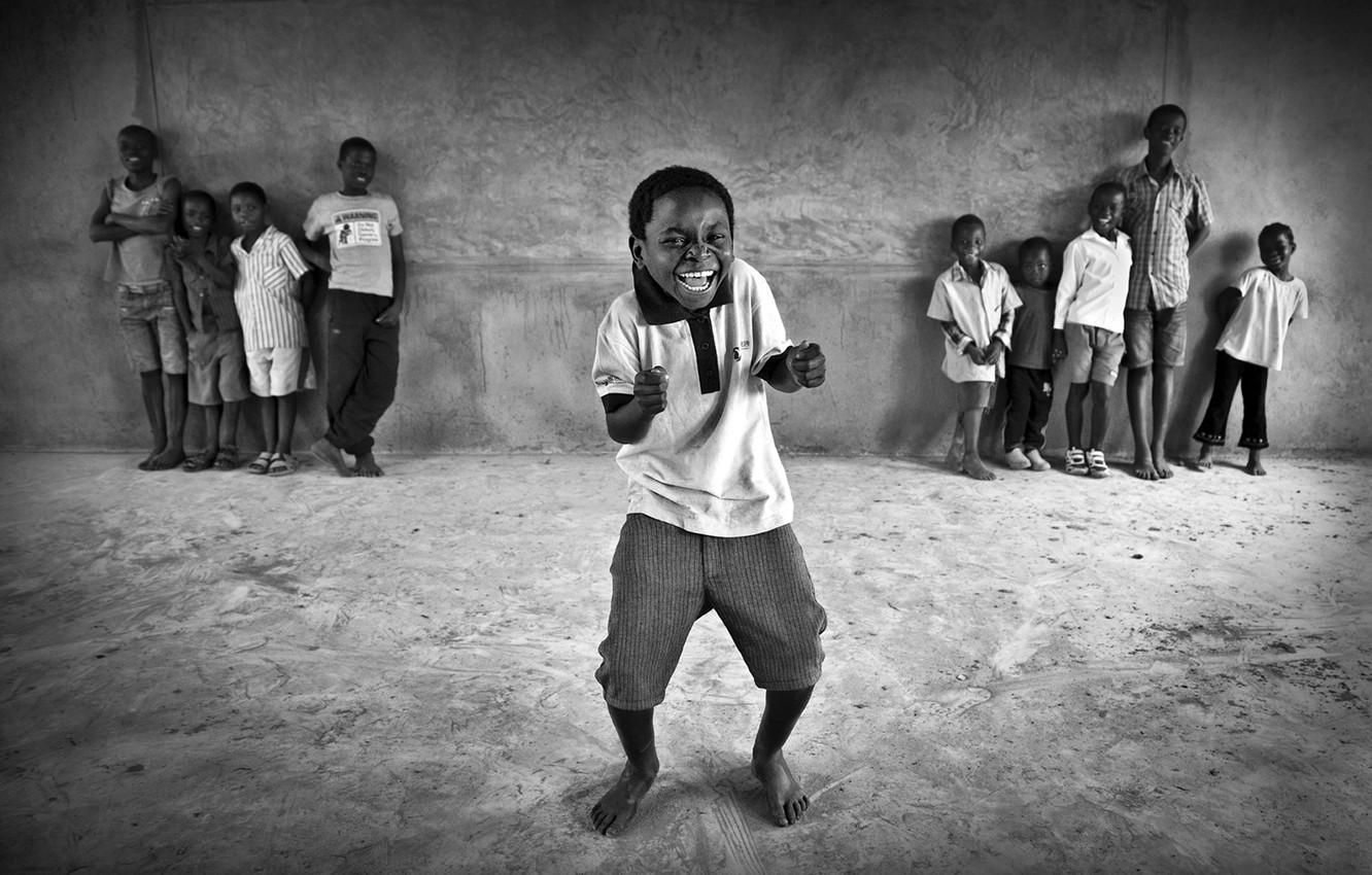 1332x850 Wallpaper Children, Smile, Feet, Child, Laughter, Dance, Barefoot, B W, Black, Smile, Laugh, Kid, Negro, Dancing, Children, Black & Wite Image For Desktop, Section настроения