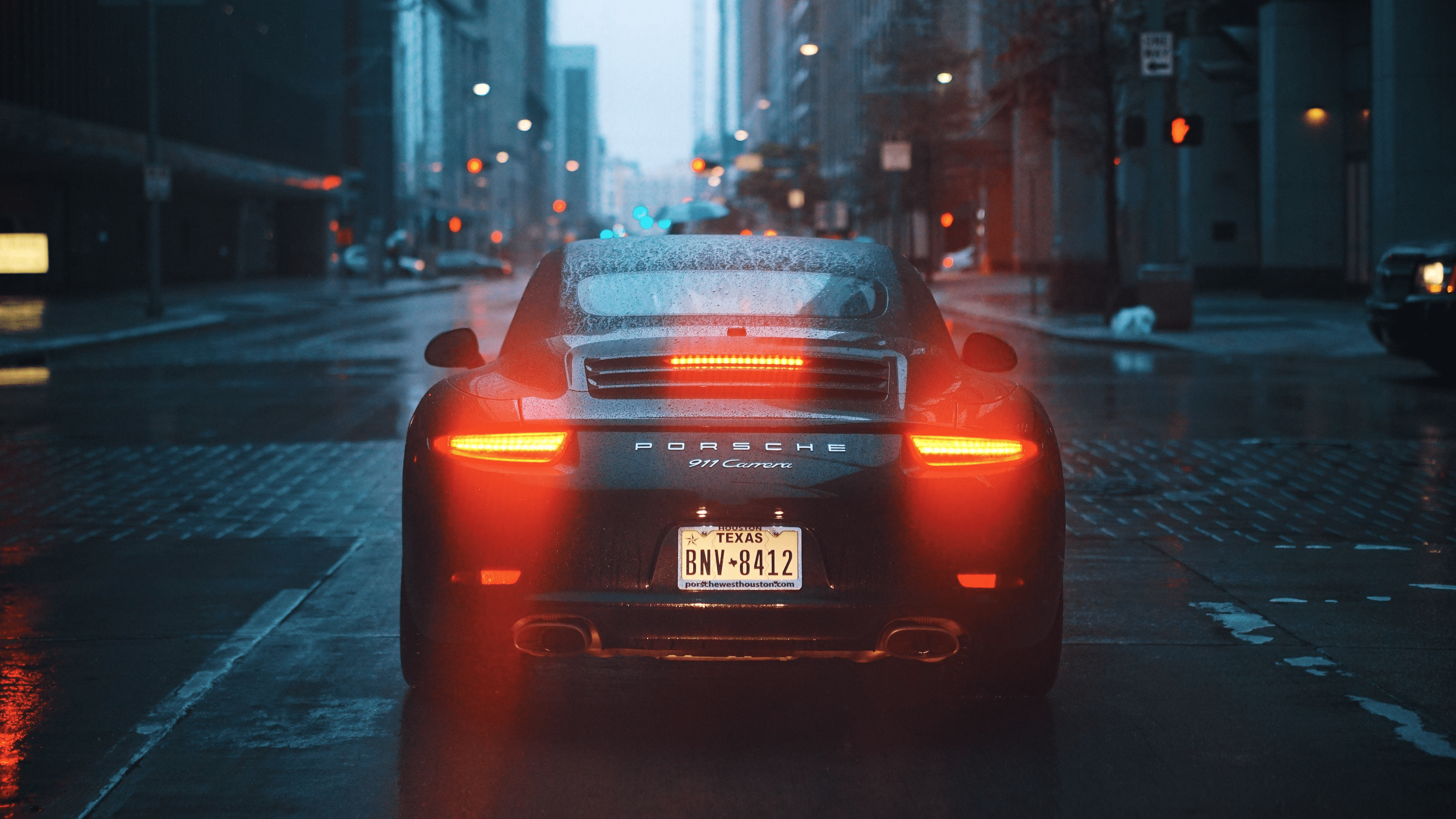 3720x2092 Car Wallpaper