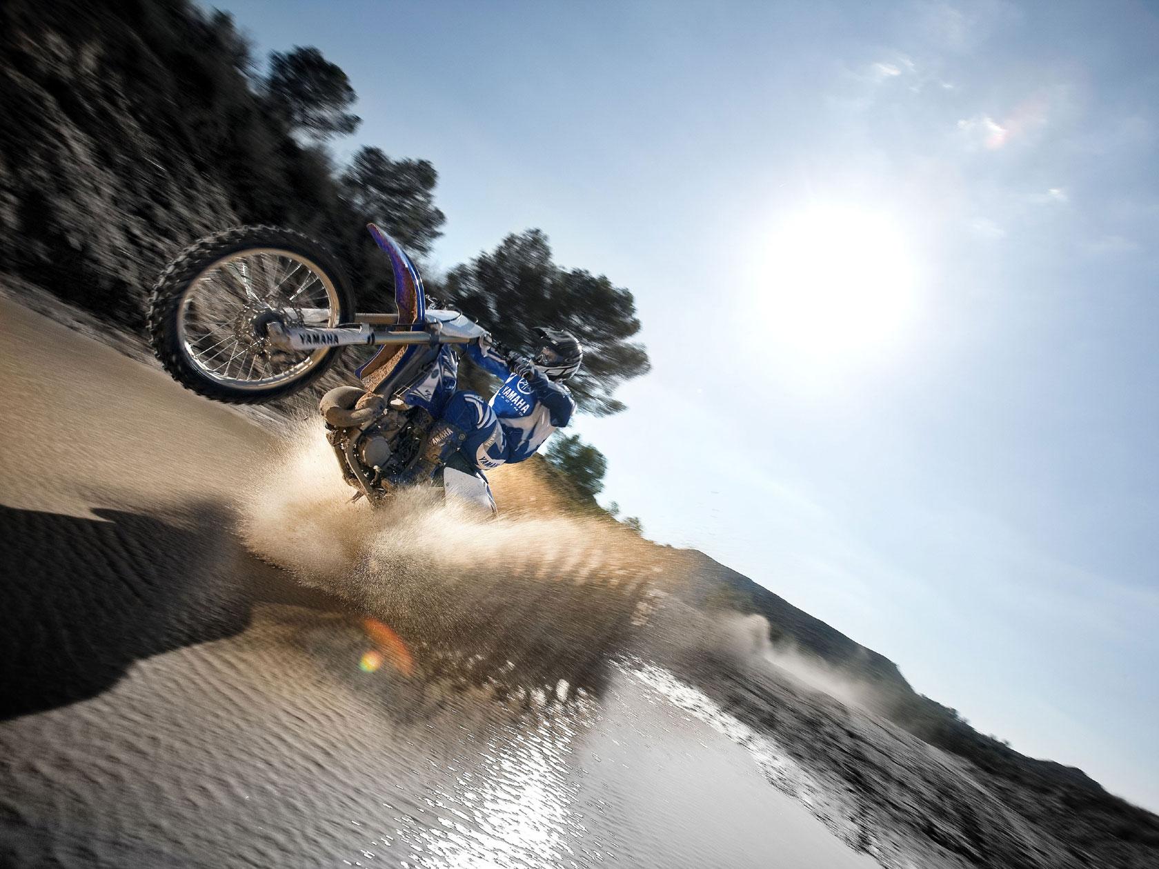 1680x1260 Yamaha, Yz 2 stroke Wallpaper HD / Desktop and Mobile Background