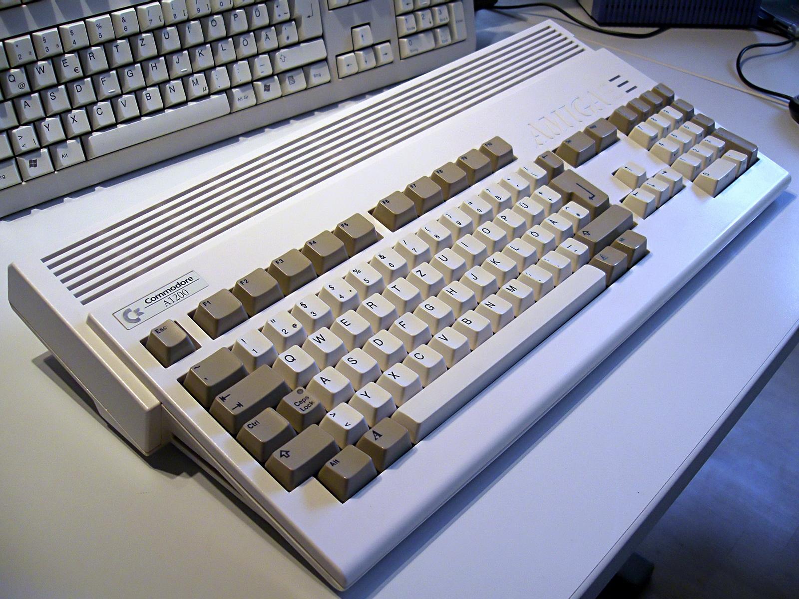 1600x1200 Amiga Wallpaper