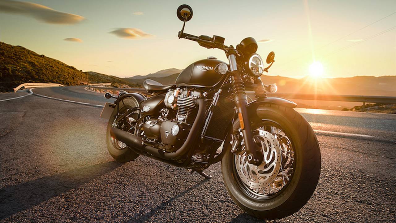 1280x720 First Ride: 2018 Triumph Bonneville Bobber Black