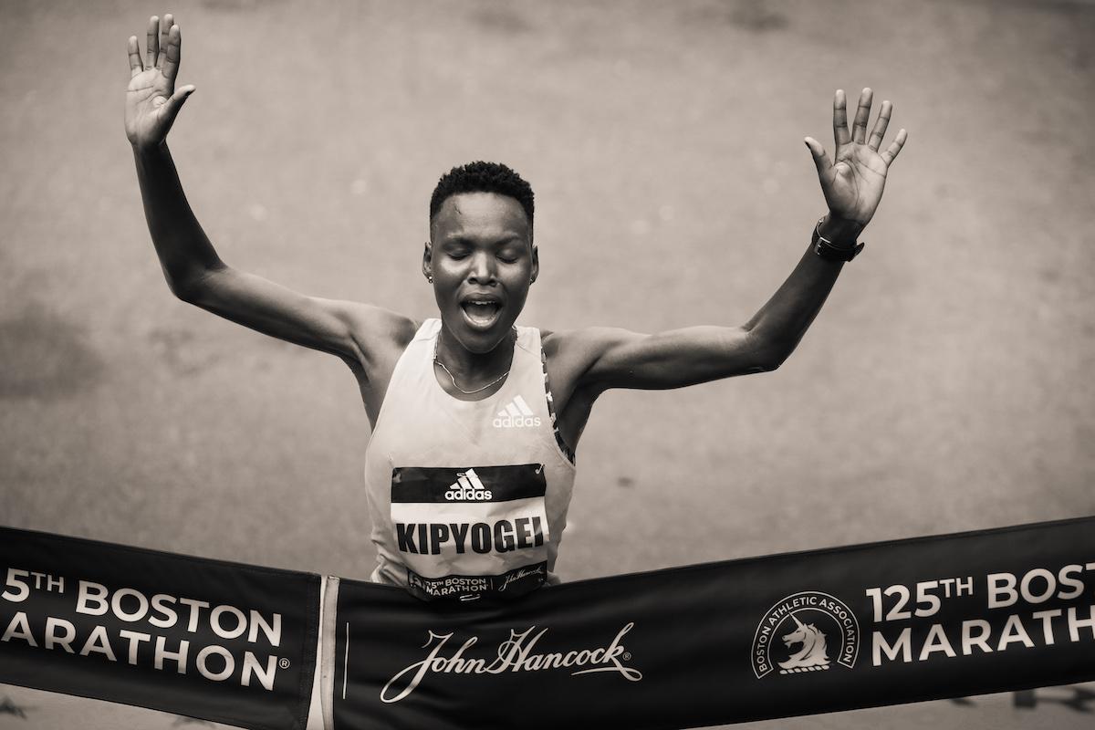 1200x800 Touching Photo of Runners Finishing the 2021 Boston Marathon