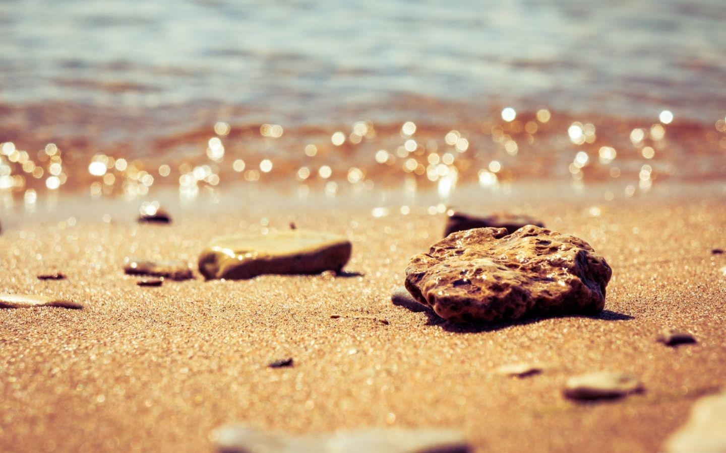 1440x900 Tumblr Beach Background 7092 1440 x 900