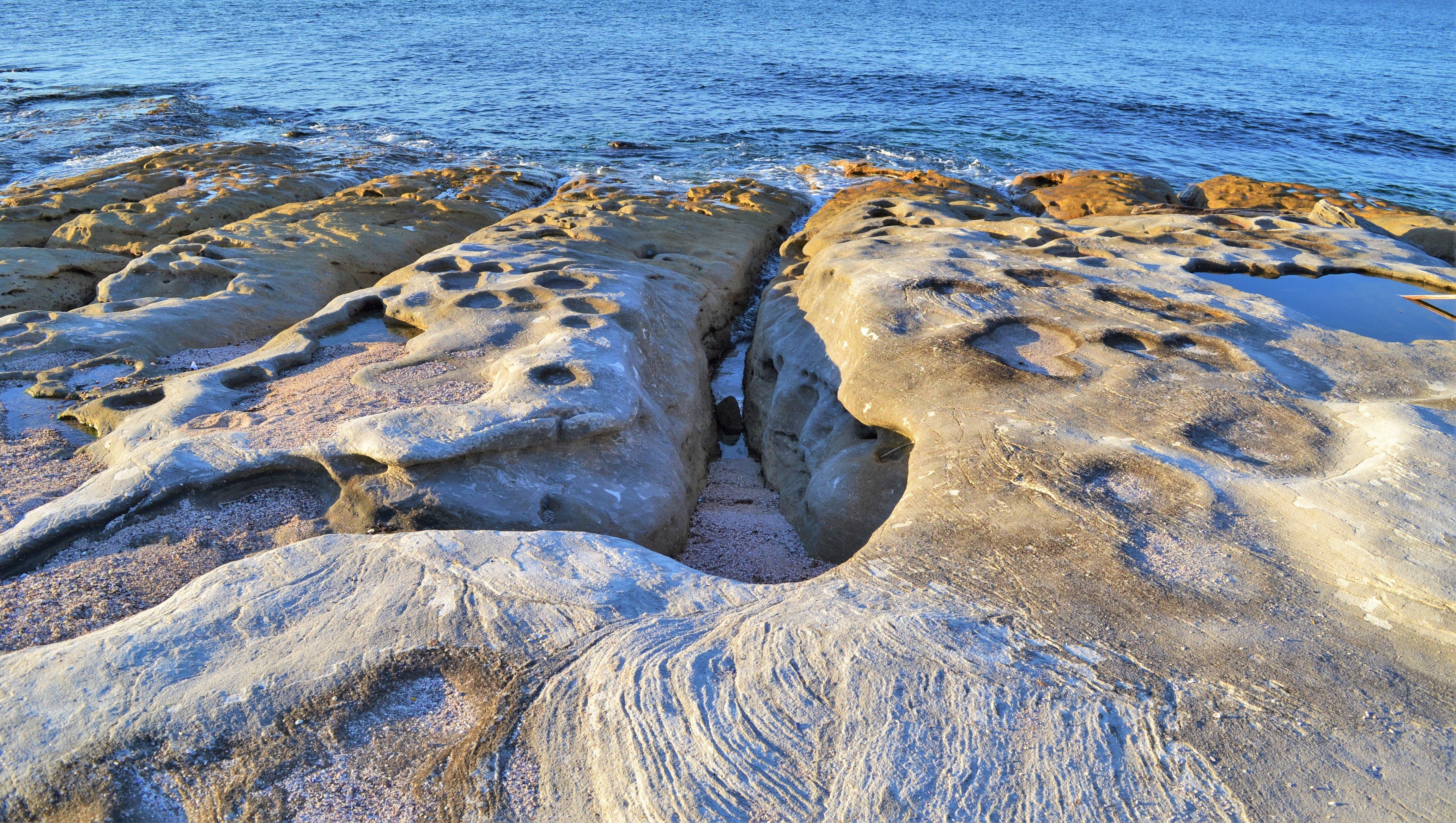 4608x2604 of Beach 4K wallpaper for your desktop or mobile screen