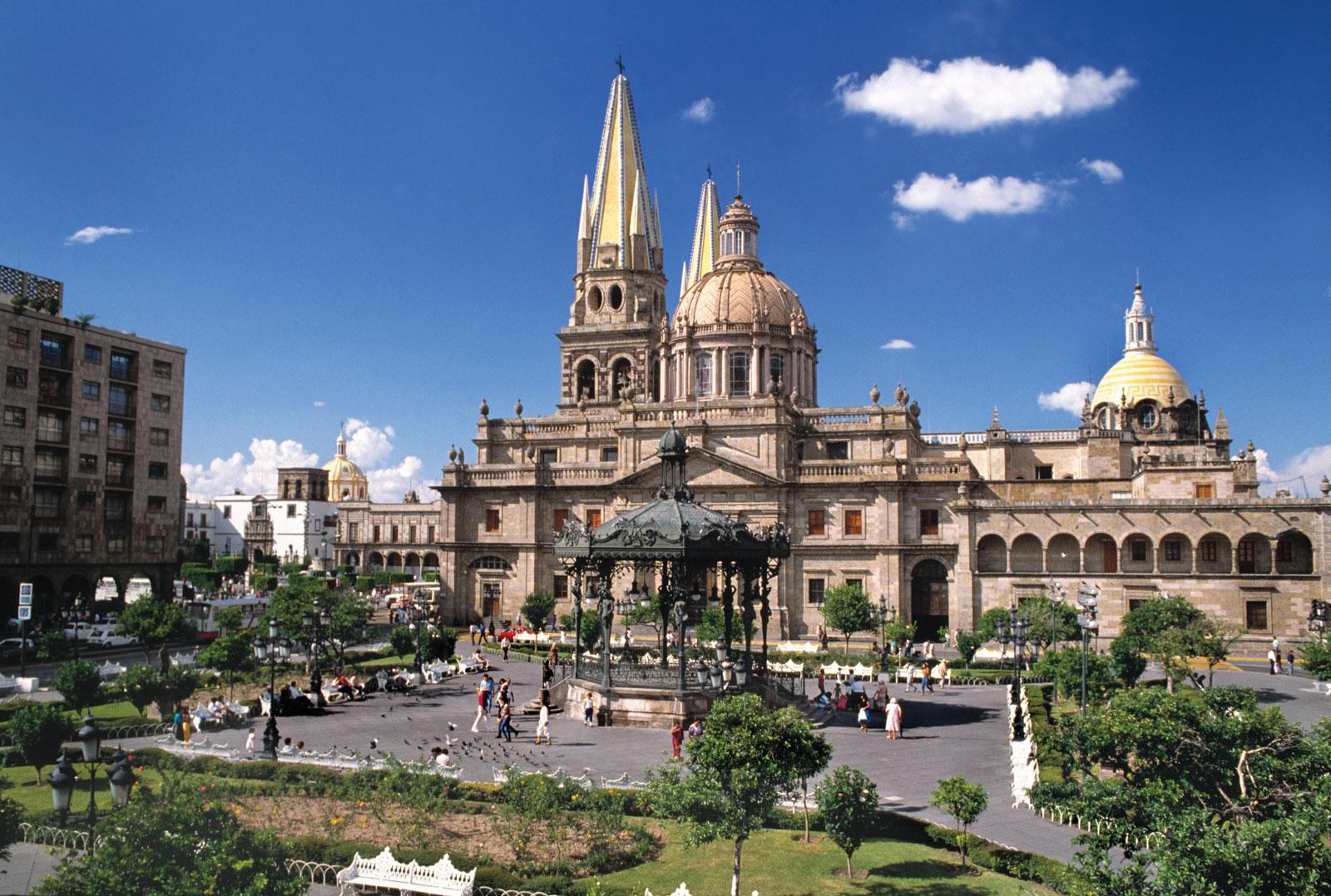 1600x1078 Copa Airlines Sales Office in Guadalajara, Mexico