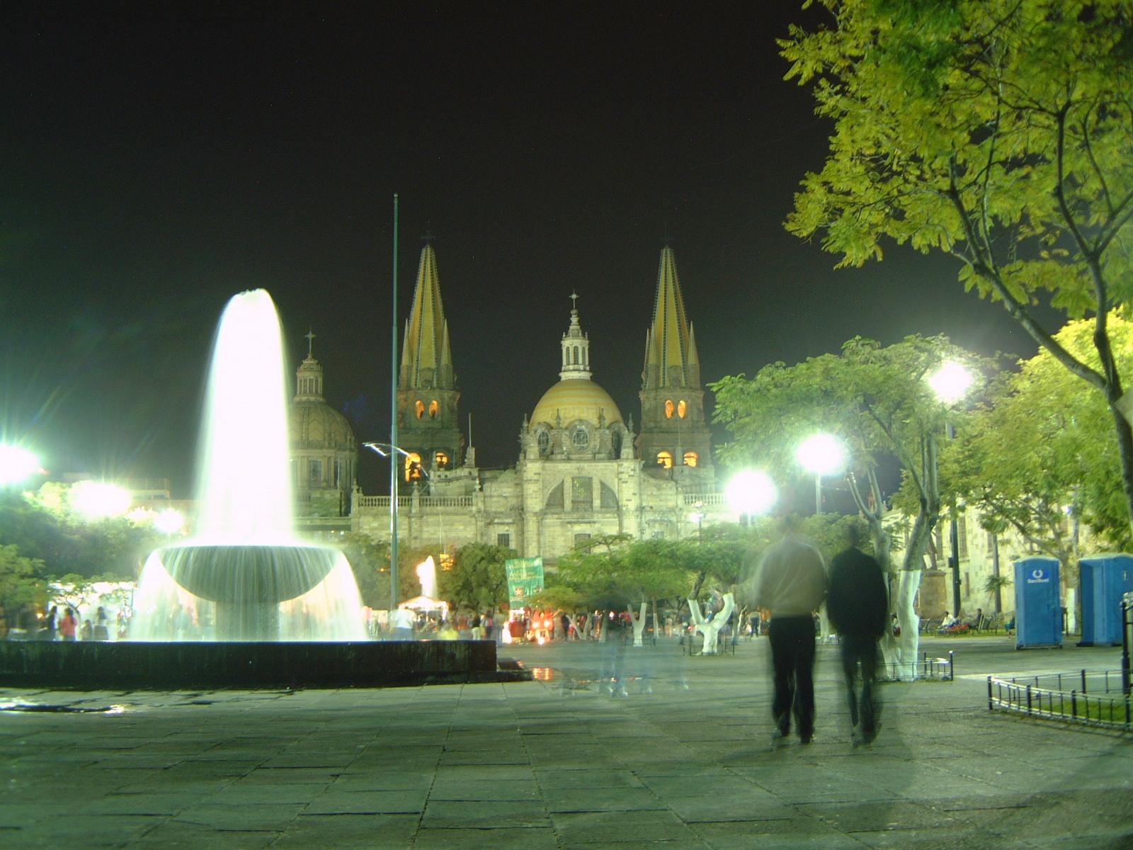 1600x1200 Experience Guadalajara