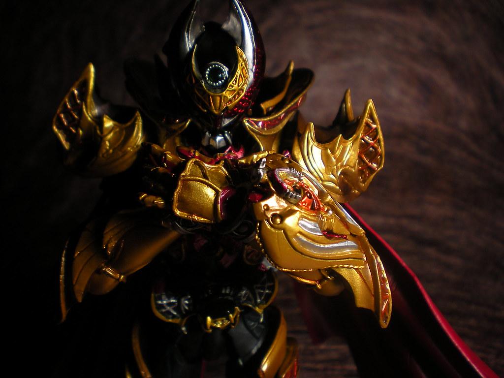 1024x768 Bandai S.I.C.: Kamen Rider Kiva Emperor Form. John Patrick Ang