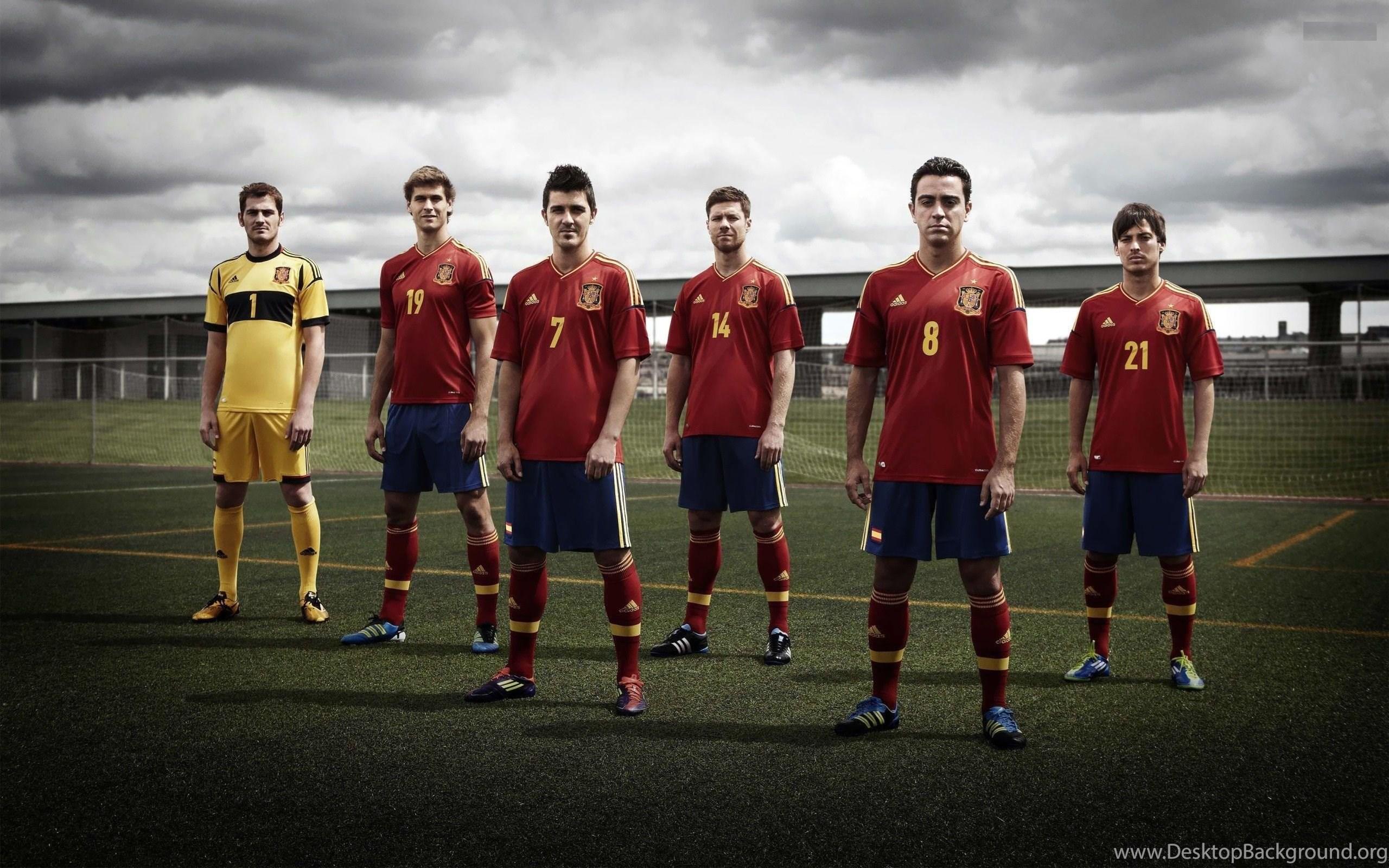 2560x1600 Spain Football Wallpaper Desktop Background