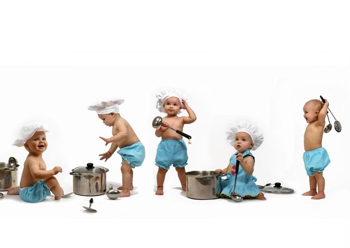 1200x850 Baby_cooking_pots_chef_cute_Cute Chef Desktop Background
