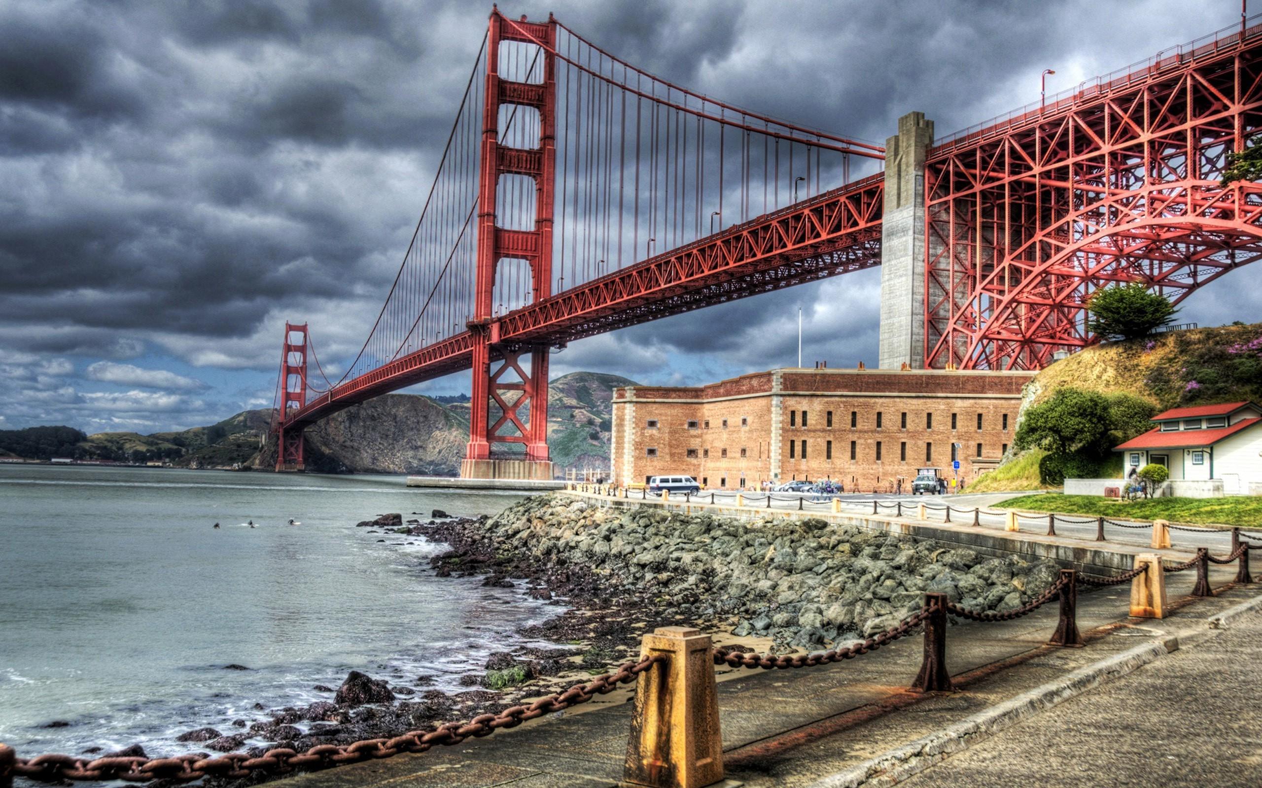 2560x1600 Golden Gate Bridge HD Background