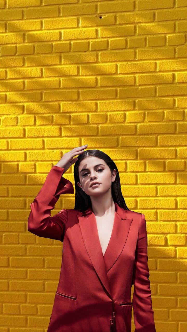 720x1280 Selena Gomez
